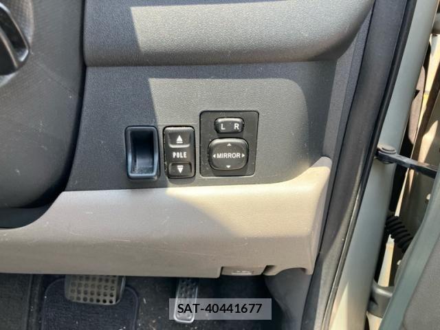 Toyota PASSO 2005-02 8209494-16