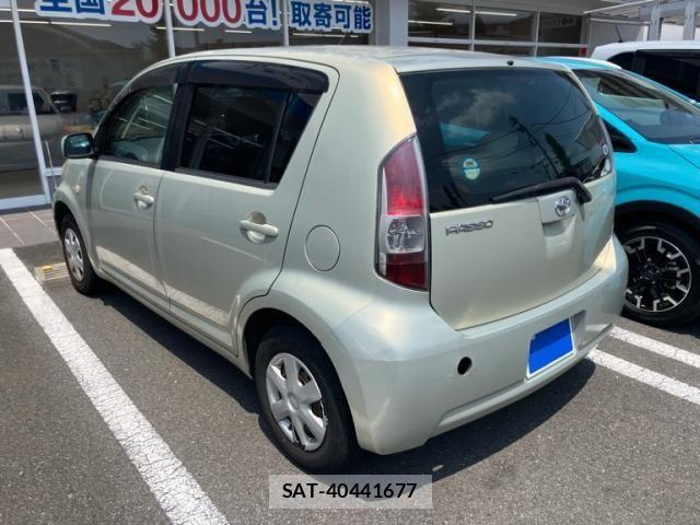 Toyota PASSO 2005-02 8209494-7