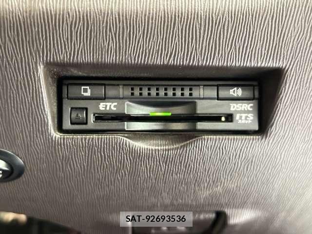 Toyota PASSO 2014-08 8209490-12