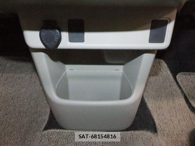 Toyota PASSO 2019-09 8209484-23