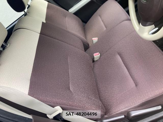 Toyota PASSO 2013-12 8209492-12