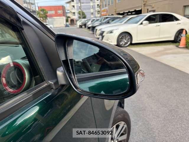 Toyota PASSO 2018-06 8209487-12
