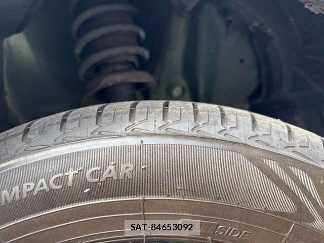 Toyota PASSO 2018-06 8209487-14