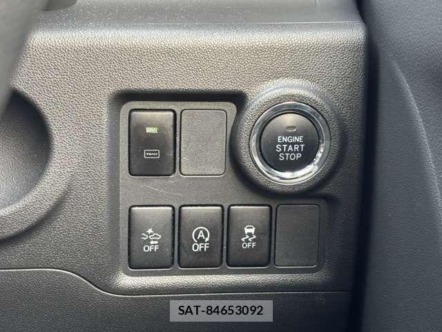 Toyota PASSO 2018-06 8209487-6
