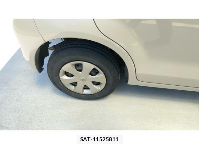 Toyota PASSO 2011-08 8231264-3