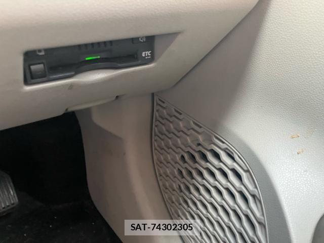 Toyota PASSO 2017-03 8231257-10