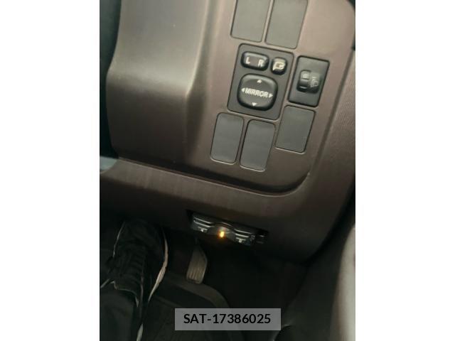 Toyota PASSO 2013-11 8231262-19