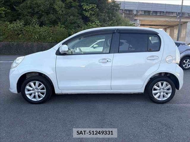 Toyota PASSO 2016-03 8231259-19