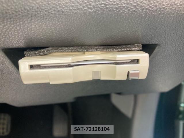 Toyota PASSO 2016-11 8231258-17