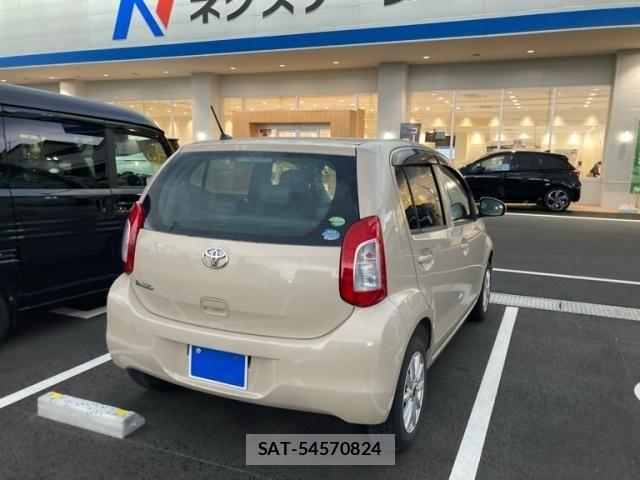 Toyota PASSO 2014-06 8246306-3