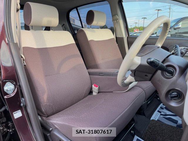 Toyota PASSO 2014-02 8246305-9