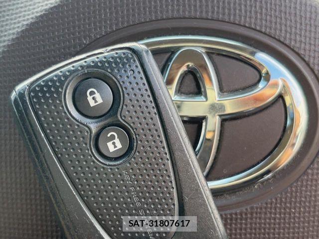 Toyota PASSO 2014-02 8246305-8