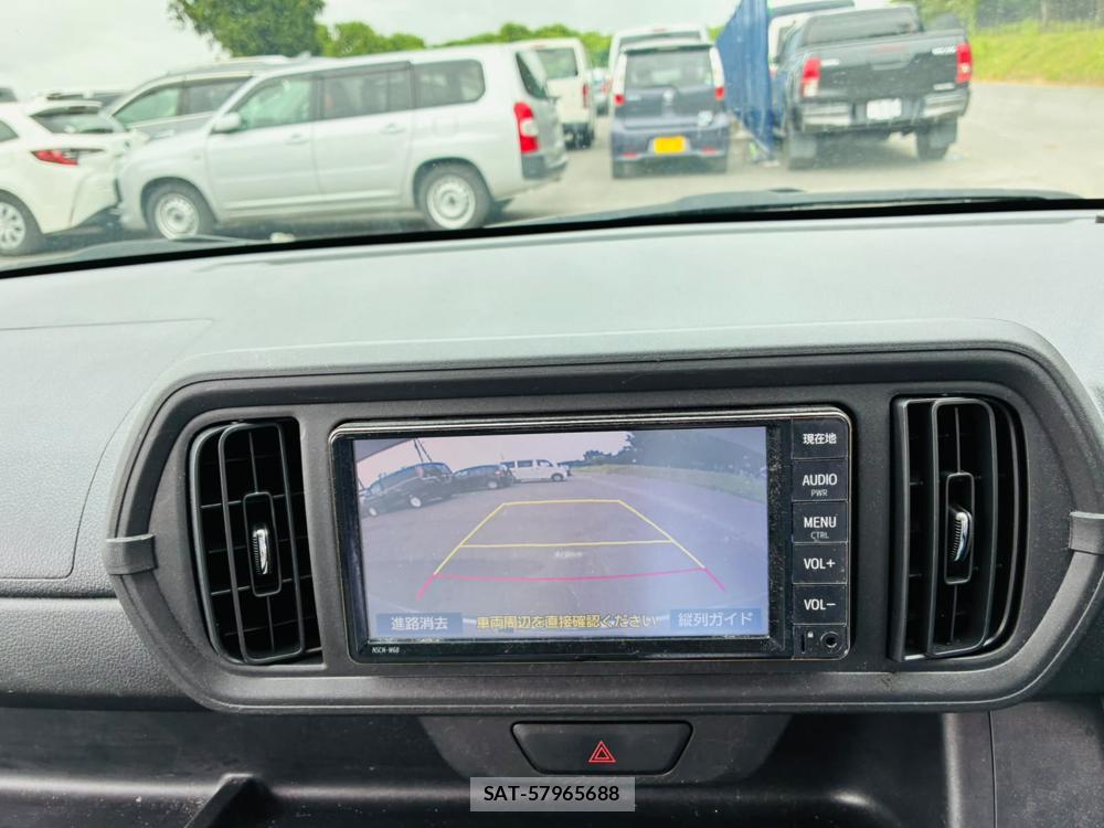 Toyota PASSO 2019-07 8225911-18