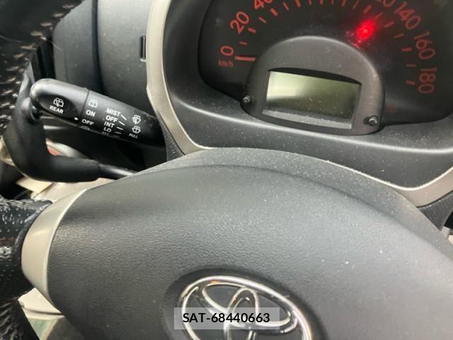 Toyota PASSO 2005-08 8316332-17