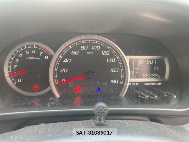Toyota PASSO 2017-08 8316329-12