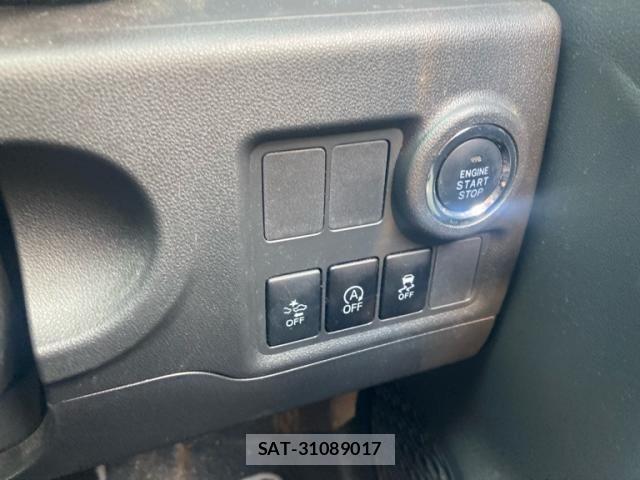 Toyota PASSO 2017-08 8316329-13