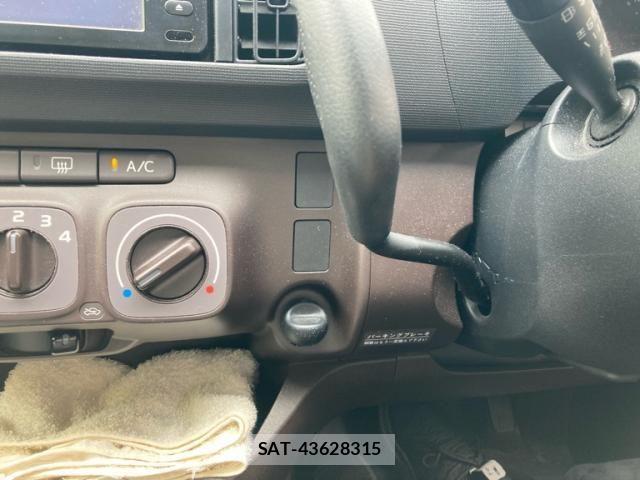 Toyota PASSO 2014-03 8316341-13