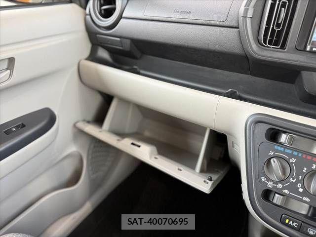 Toyota PASSO 2021-07 8316323-29