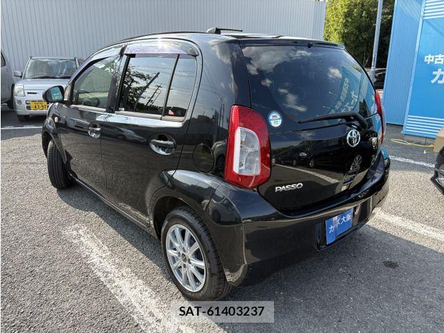 Toyota PASSO 2016-02 8316328-3