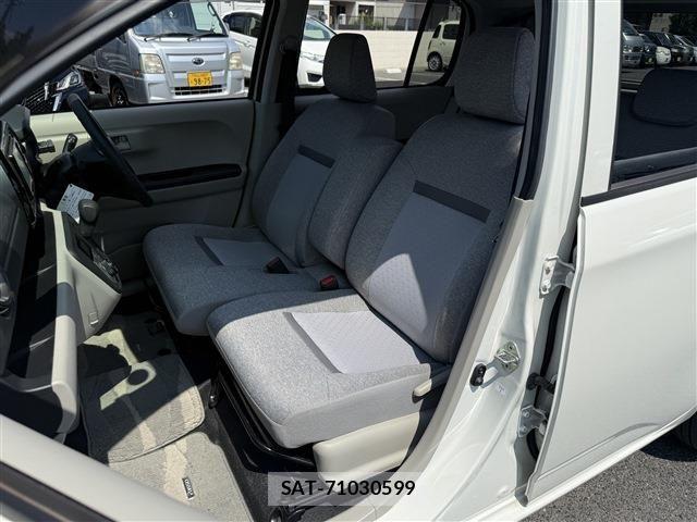 Toyota PASSO 2023-07 8355312-21