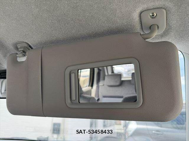 Toyota PASSO 2019-09 8355313-27
