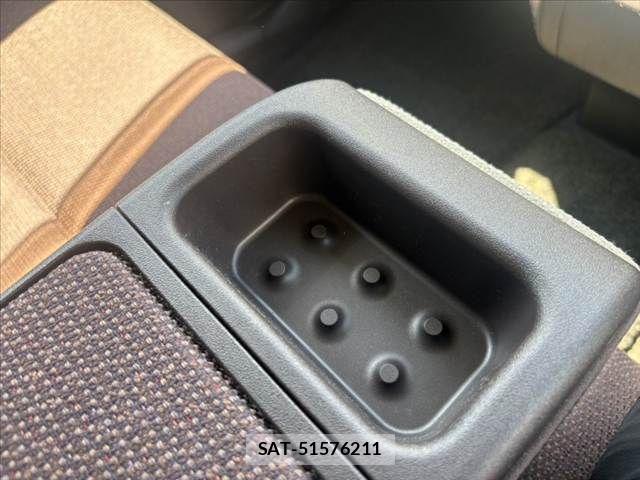 Toyota PASSO 2011-02 8355319-23