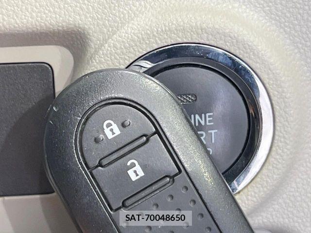 Toyota PASSO 2016-08 8355317-6