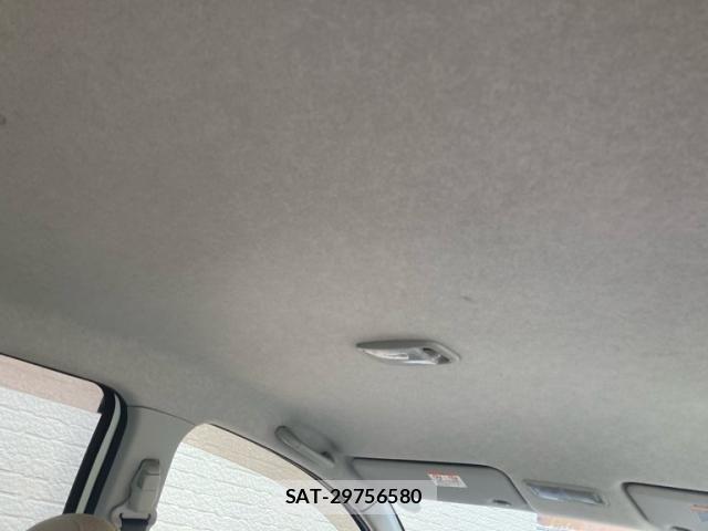 Toyota PASSO 2005-08 8368069-11