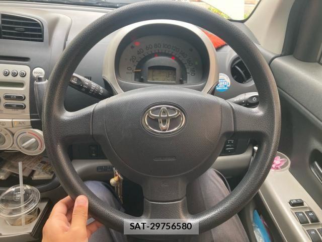 Toyota PASSO 2005-08 8368069-16