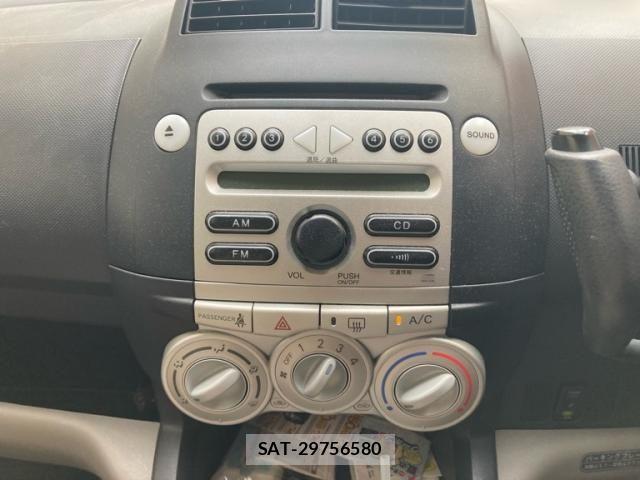 Toyota PASSO 2005-08 8368069-18