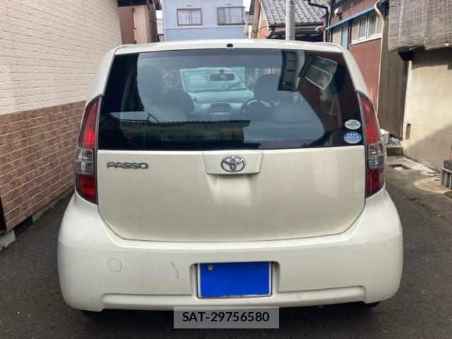 Toyota PASSO 2005-08 8368069-8