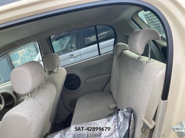 Toyota PASSO 2010-11 8368067-12