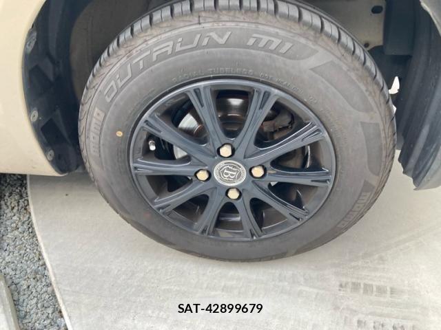 Toyota PASSO 2010-11 8368067-6