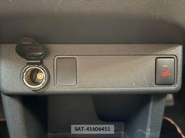 Toyota PASSO 2023-09 8368056-6