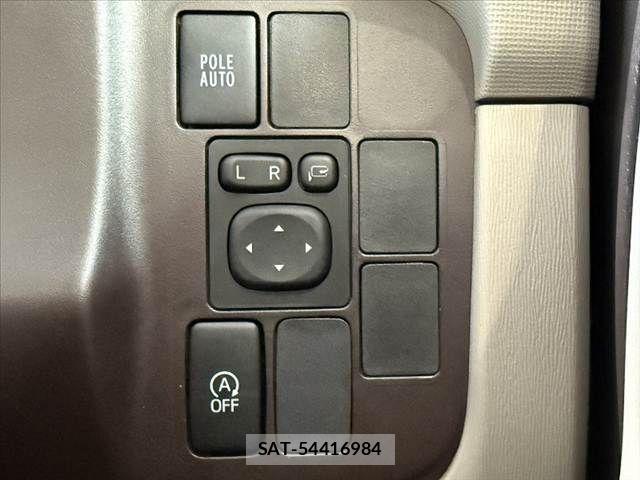 Toyota PASSO 2014-10 8368059-24
