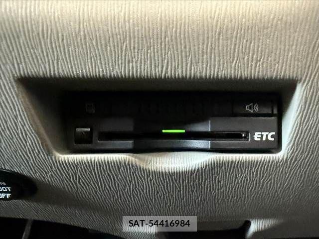 Toyota PASSO 2014-10 8368059-6
