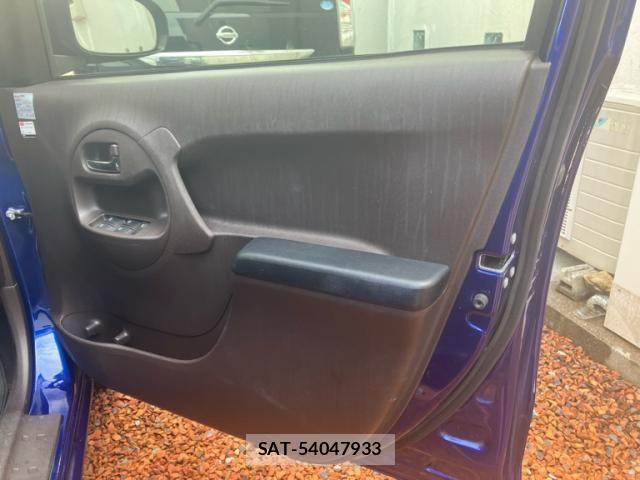 Toyota PASSO 2016-03 8368068-13