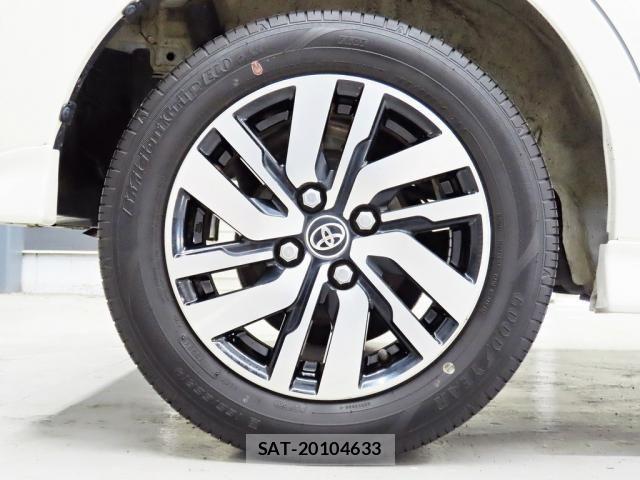 Toyota PASSO 2018-04 8368060-12
