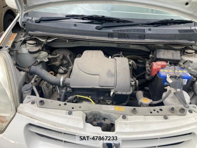Toyota PASSO 2013-12 8372038-15