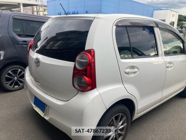 Toyota PASSO 2013-12 8372038-17