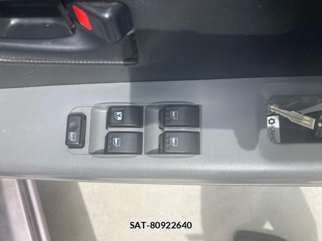 Toyota PASSO 2009-08 8372037-13