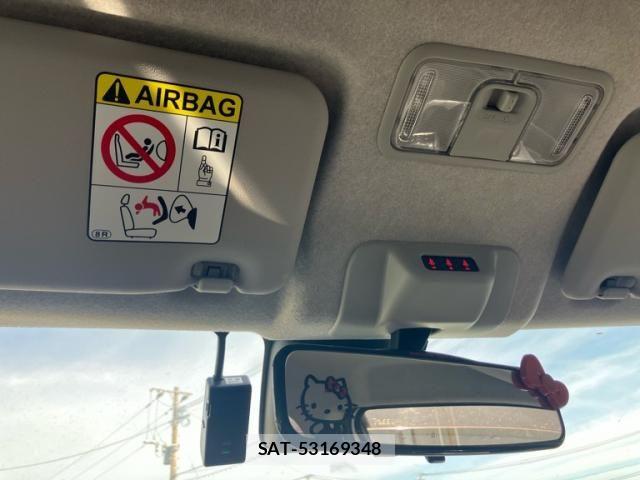 Toyota PASSO 2017-11 8414308-23