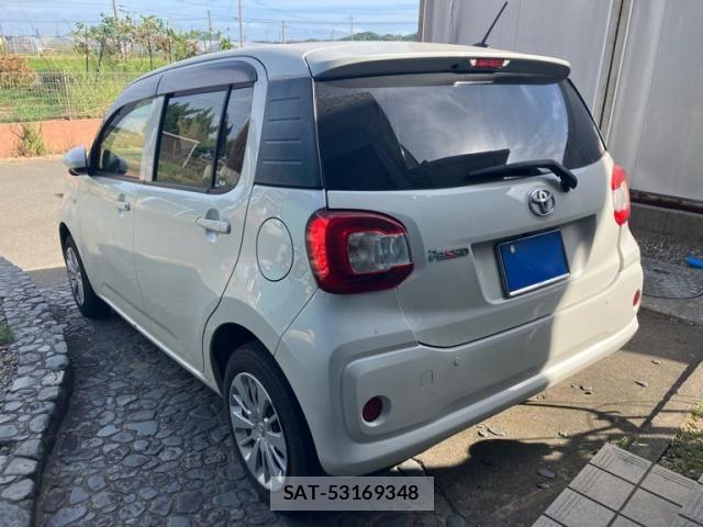 Toyota PASSO 2017-11 8414308-2