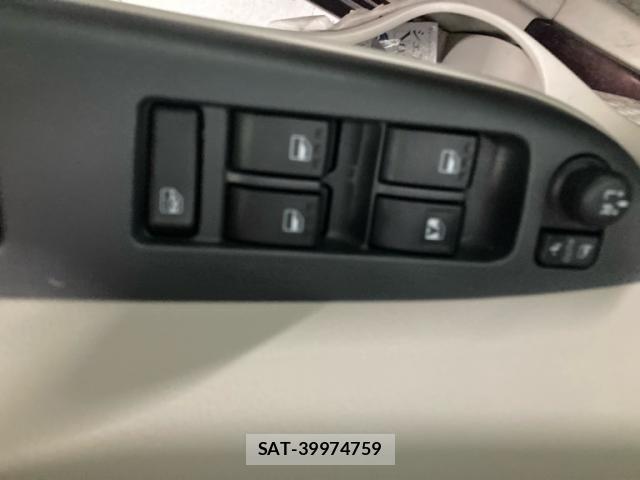 Toyota PASSO 2016-04 8414319-16