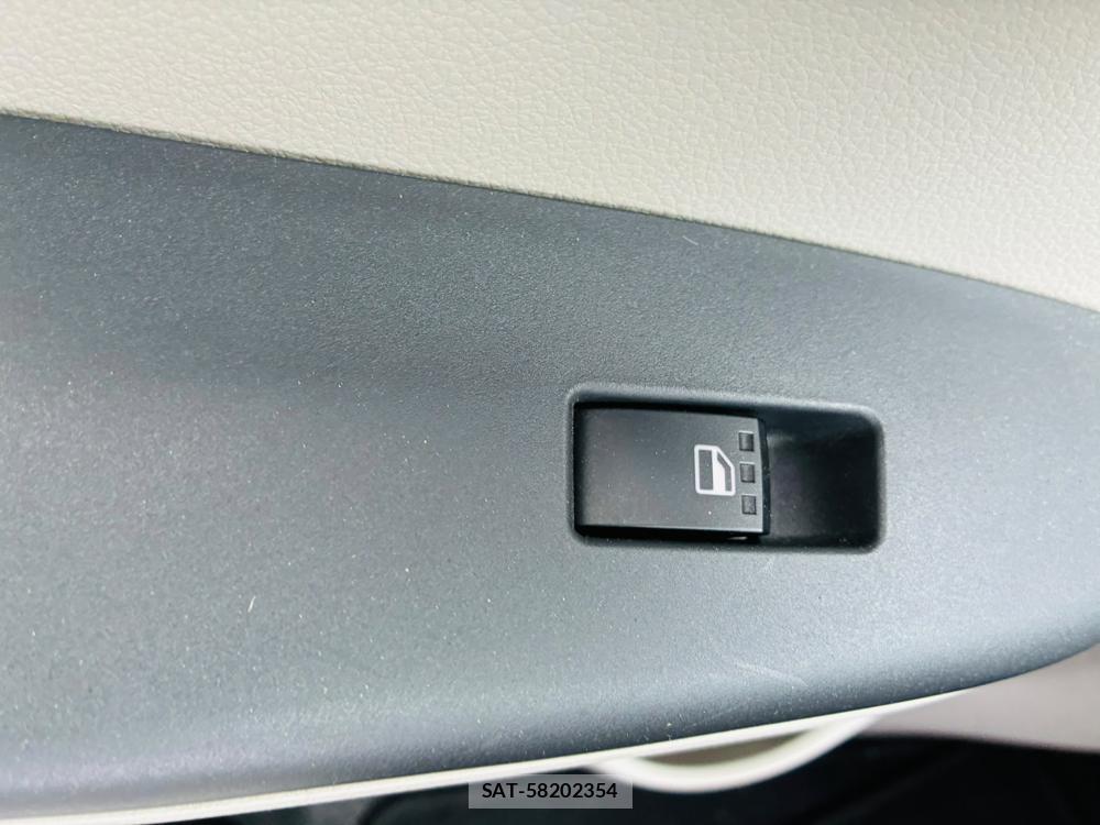 Toyota PASSO 2019-07 8351355-23