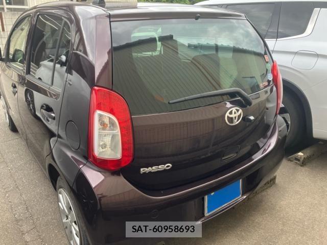 Toyota PASSO 2016-03 8414329-5