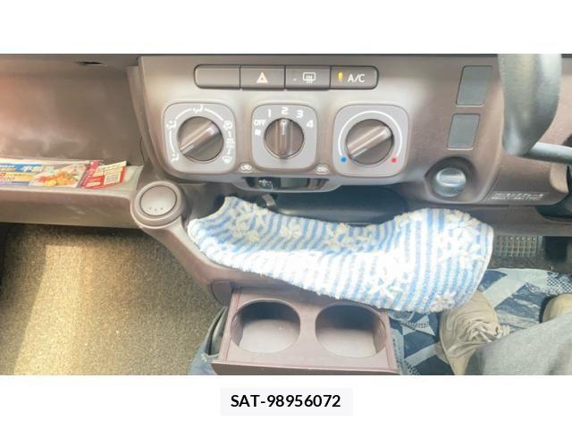 Toyota PASSO 2012-09 8414327-13