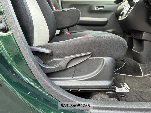 Toyota PASSO 2017-02 8438623-25