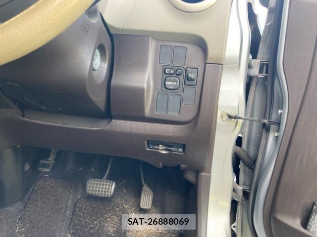 Toyota PASSO 2010-10 8485911-9