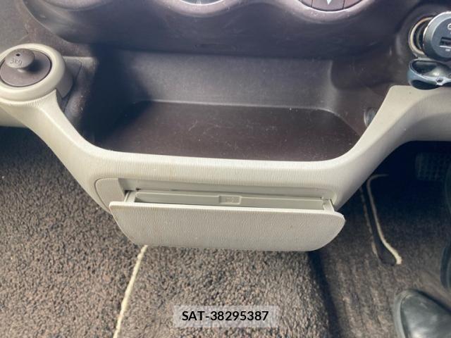 Toyota PASSO 2014-04 8528555-24